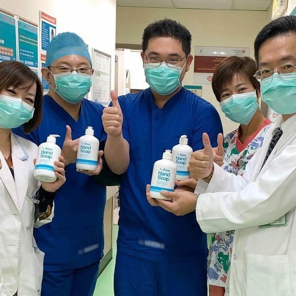صابون دست مایع فوراور در اختیار پزشکان چینی برای مقابله با کرونا